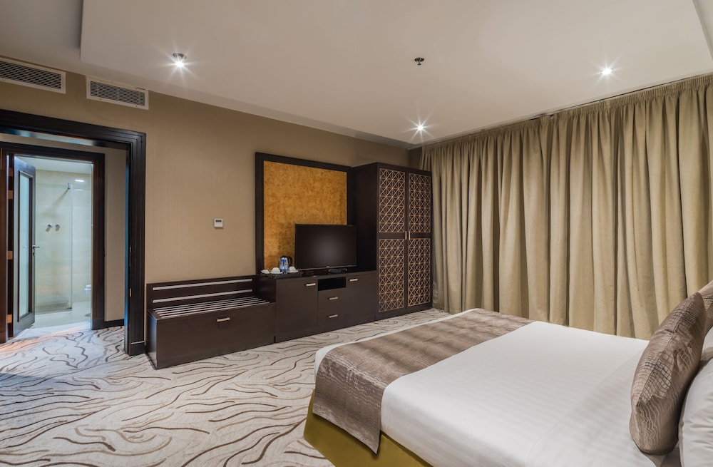 فندق نافيتي ورويك الخبر(Naviti Warwick Al Khobar Hotel) 10/39