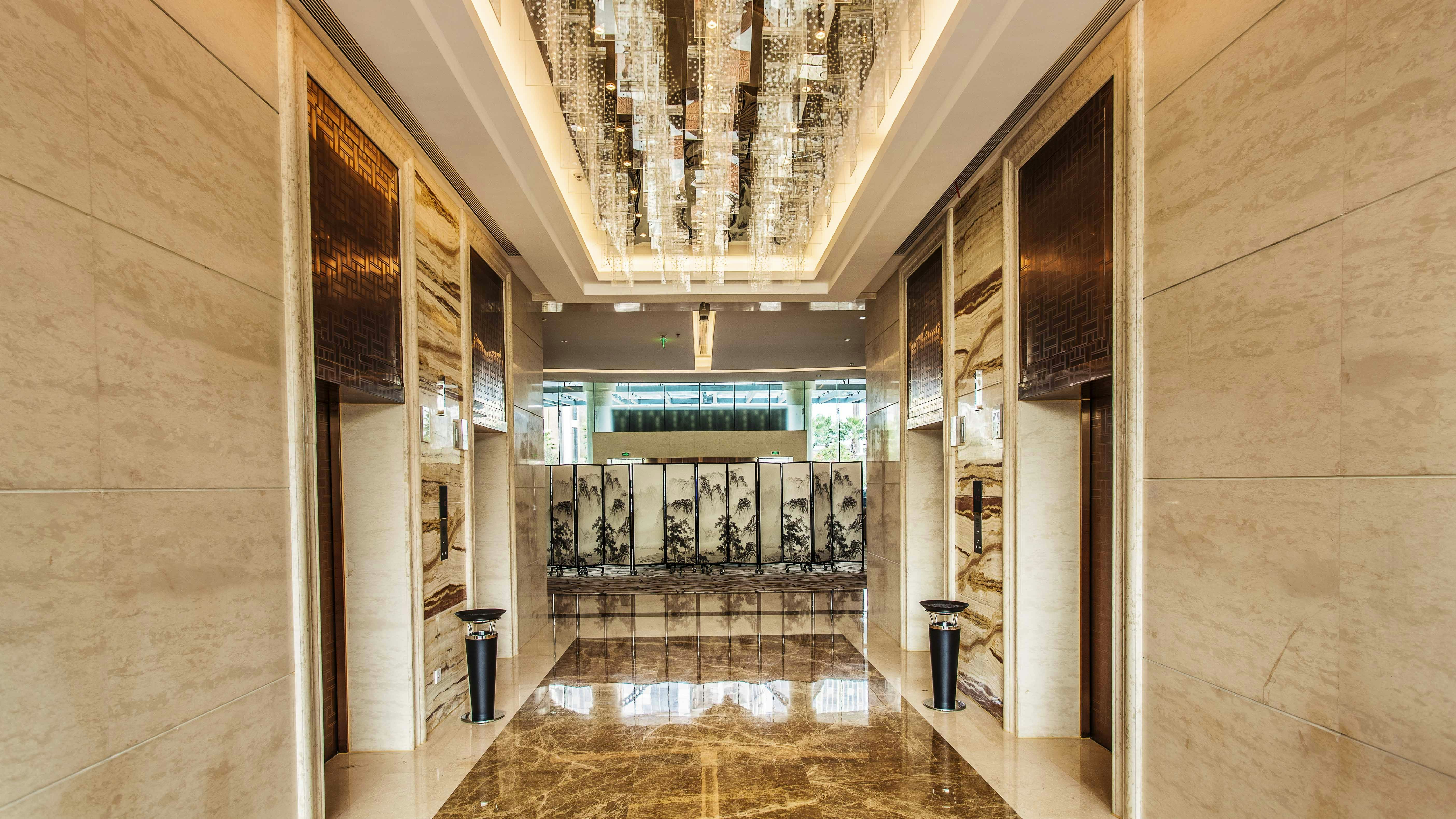 Holiday Inn Nanchang Riverside 9/50