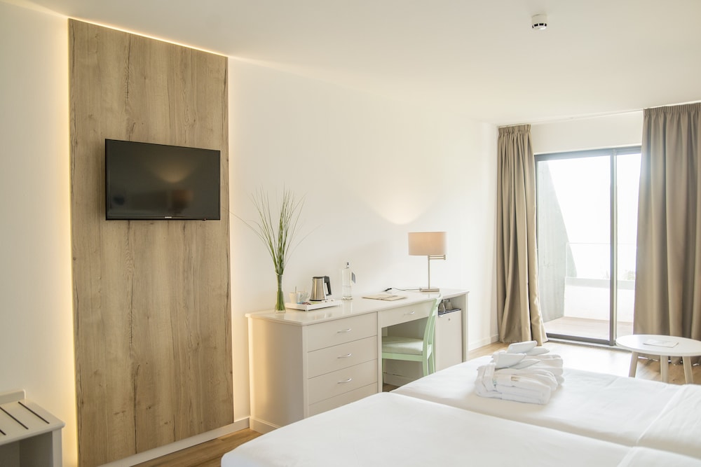 Caloura Hotel Resort 13/50