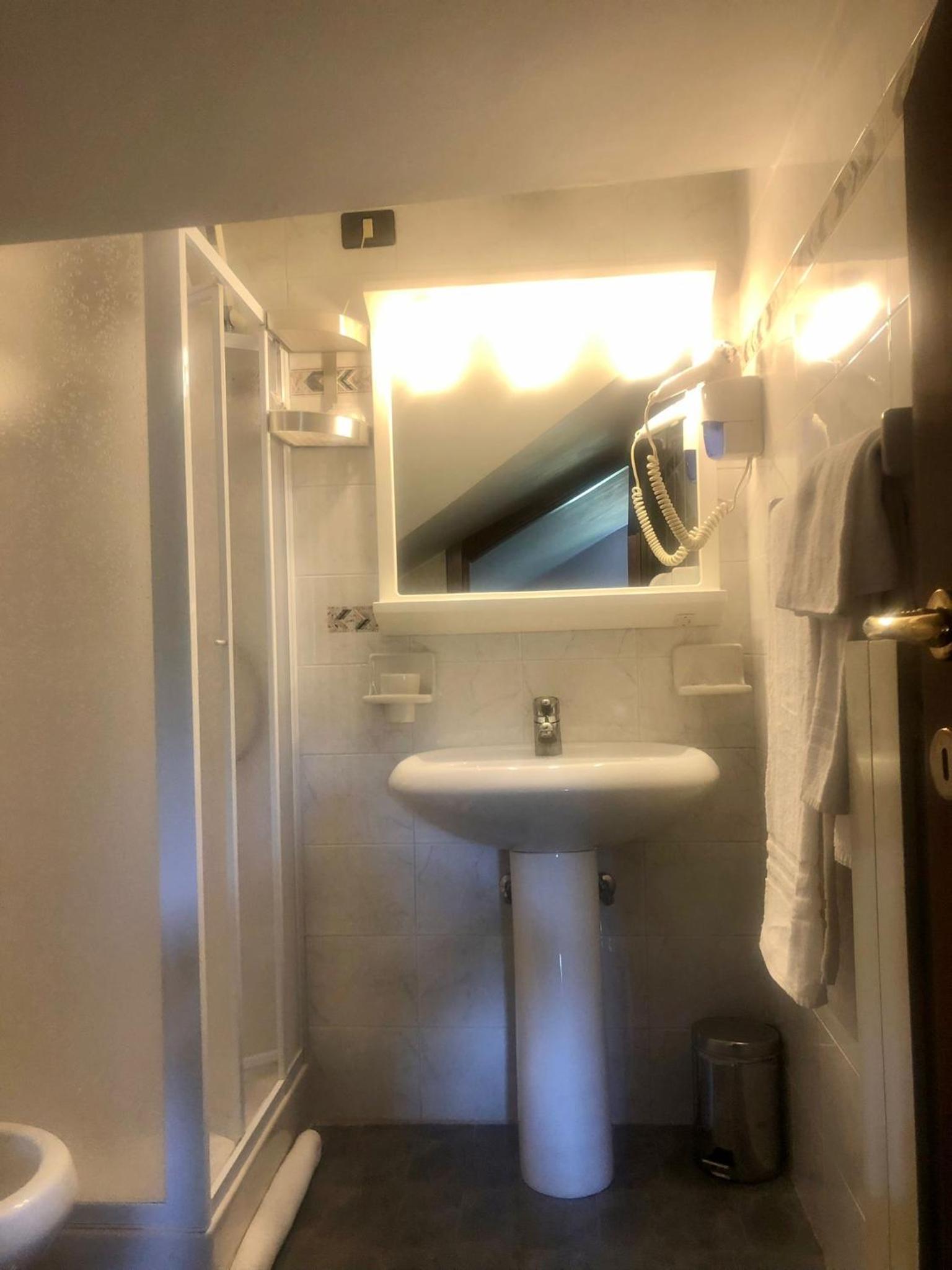 Room, Double or Twin Bed, Mountain View, Attic، Hotel Bucaneve 5/5