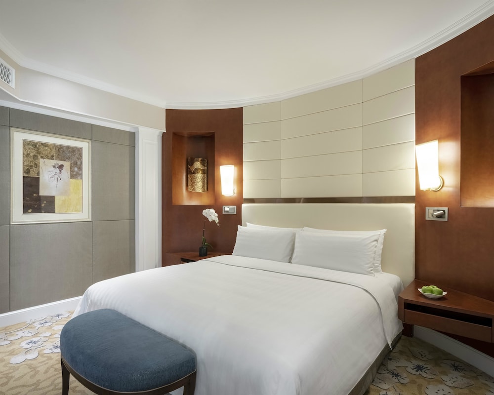 China World Hotel, Beijing, A Shangri-La Hotel 17/72
