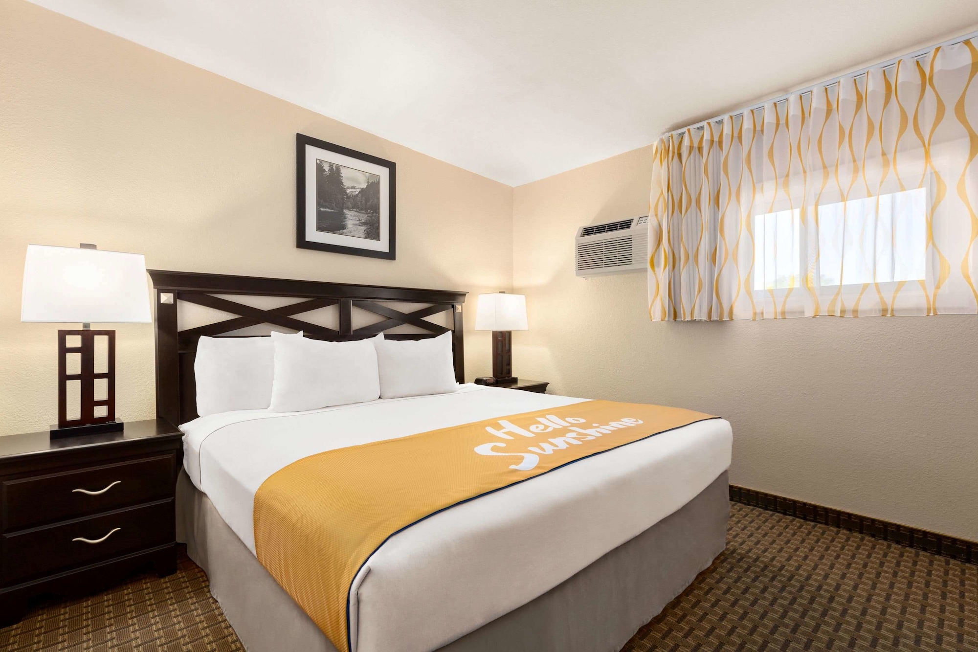 جناح بسرير كينج، Days Inn by Wyndham Cortez 5/9