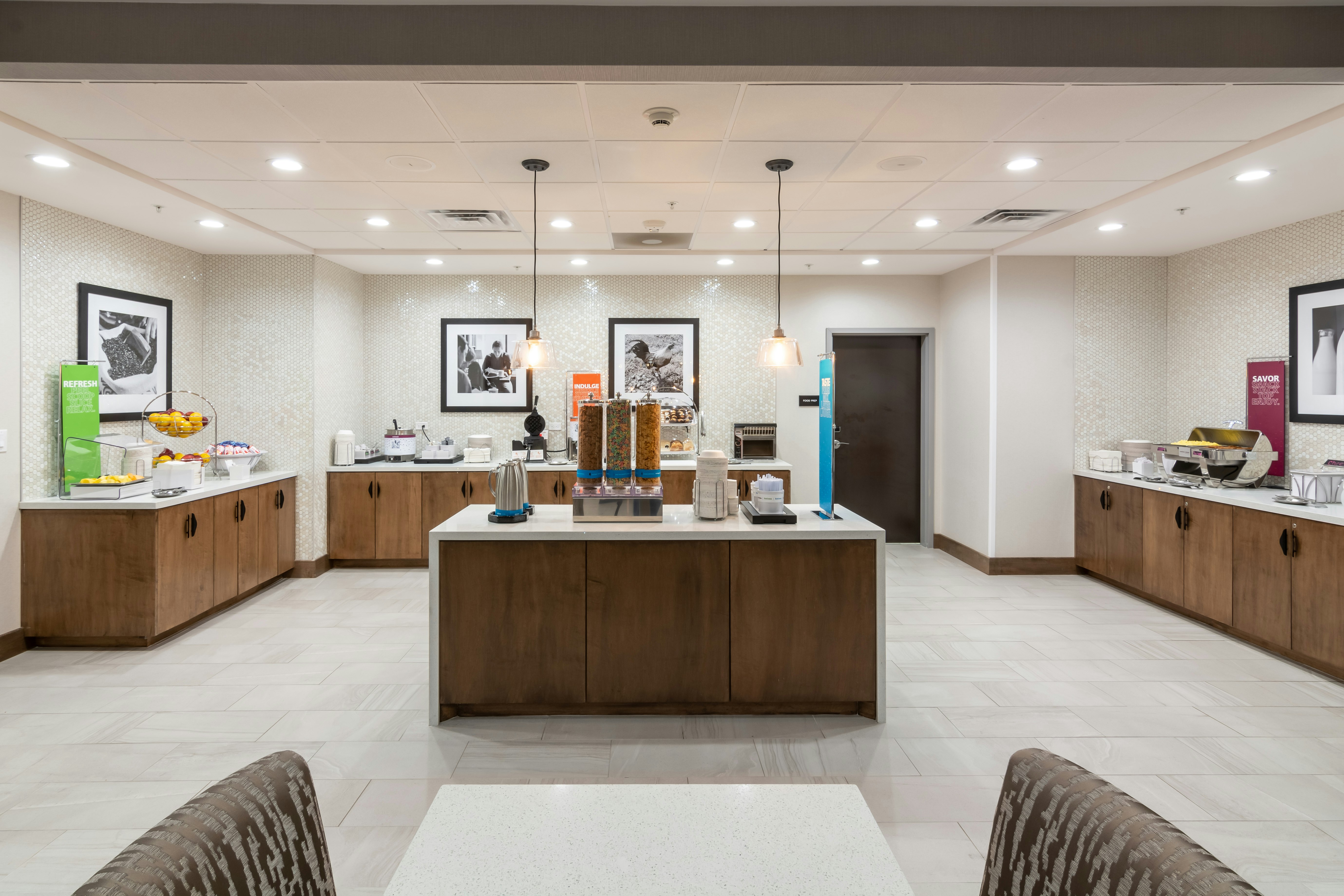 Hampton Inn & Suites Dallas East TX 6/45