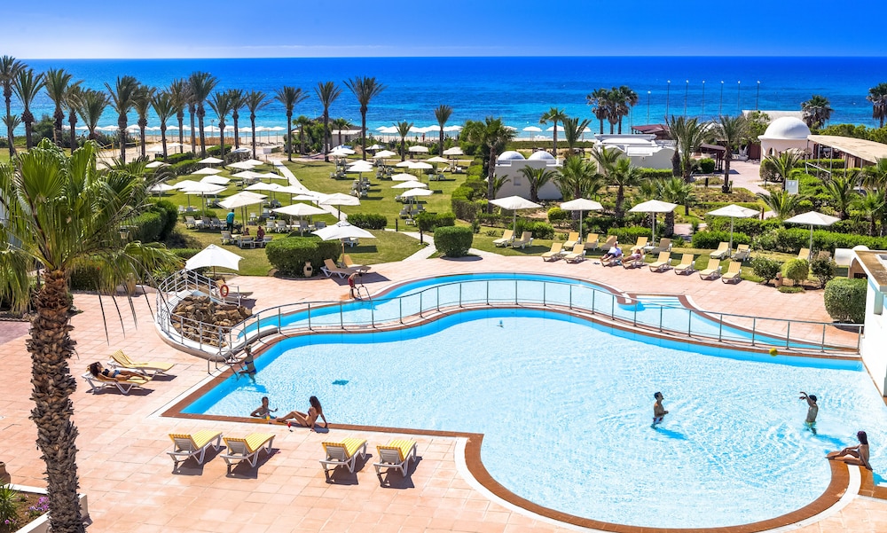 Calimera Delfino Beach Resort and Spa 9/60