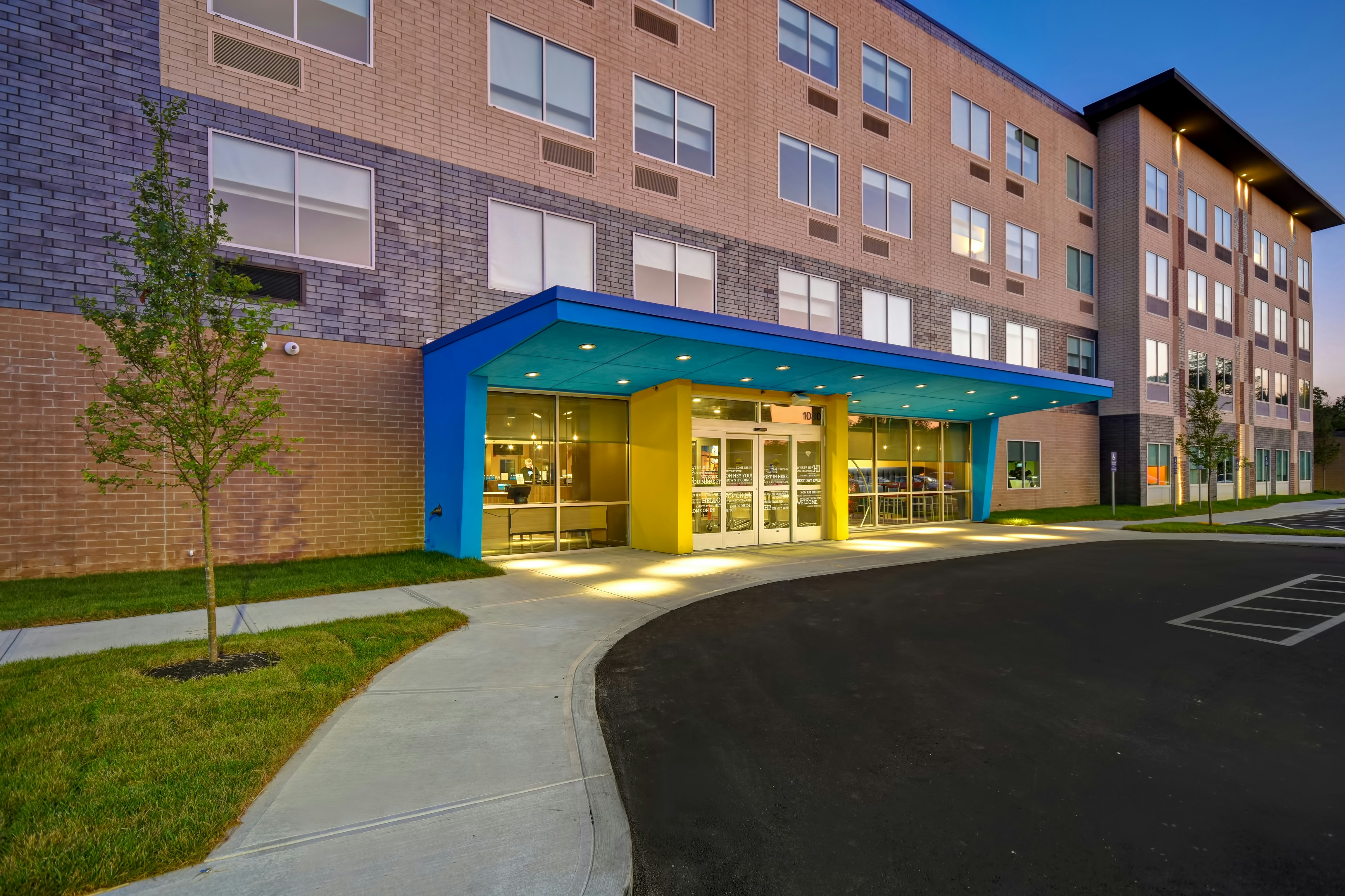 Tru By Hilton Cincinnati Airport South Florence 21/22