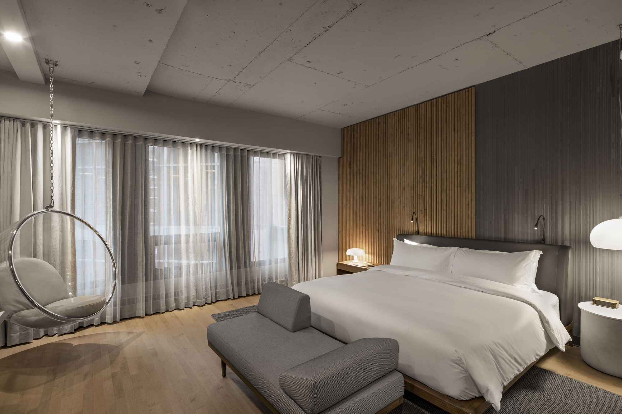 PREMIUM, KING BED, CITY VIEW