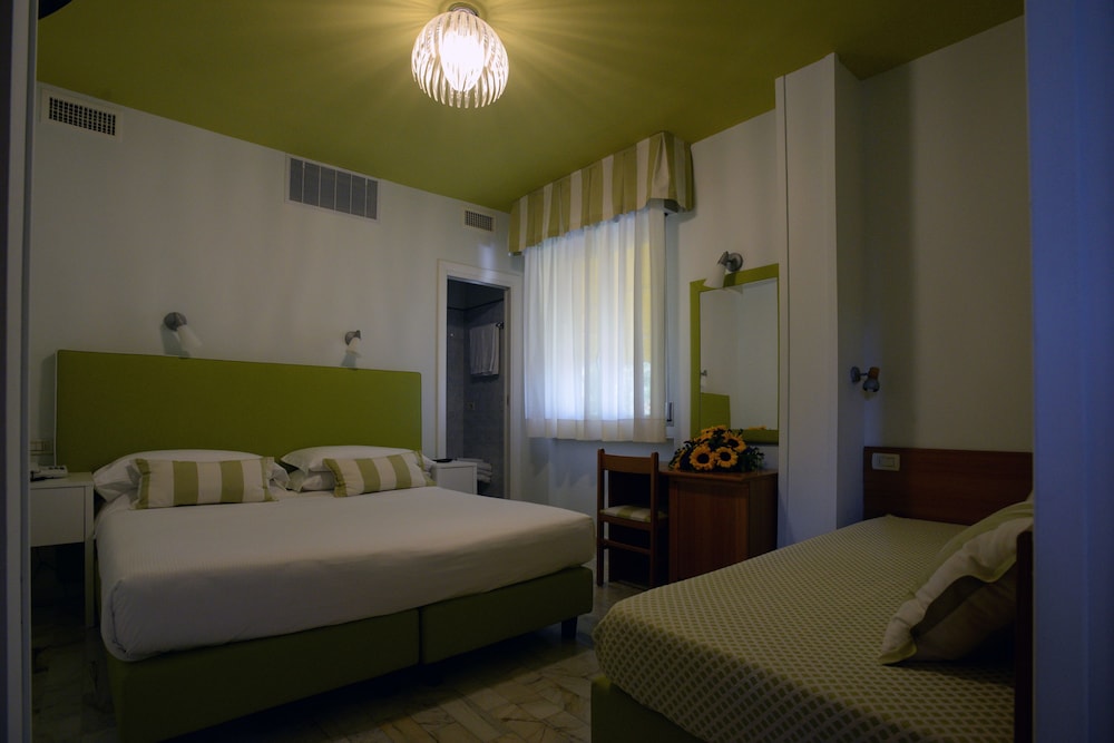 Hotel Giulio Cesare 18/46