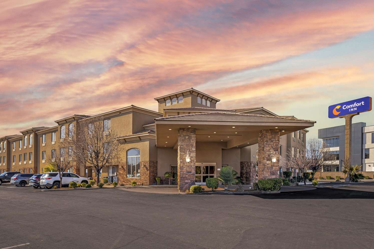 Comfort Inn at Convention Center 35/36