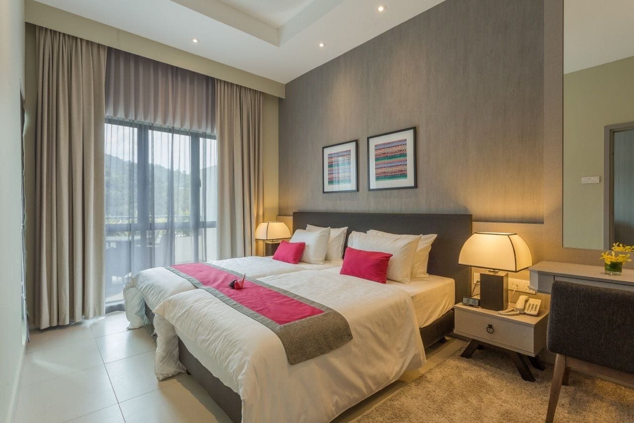 1 BEDROOM, DELUXE, SUITE