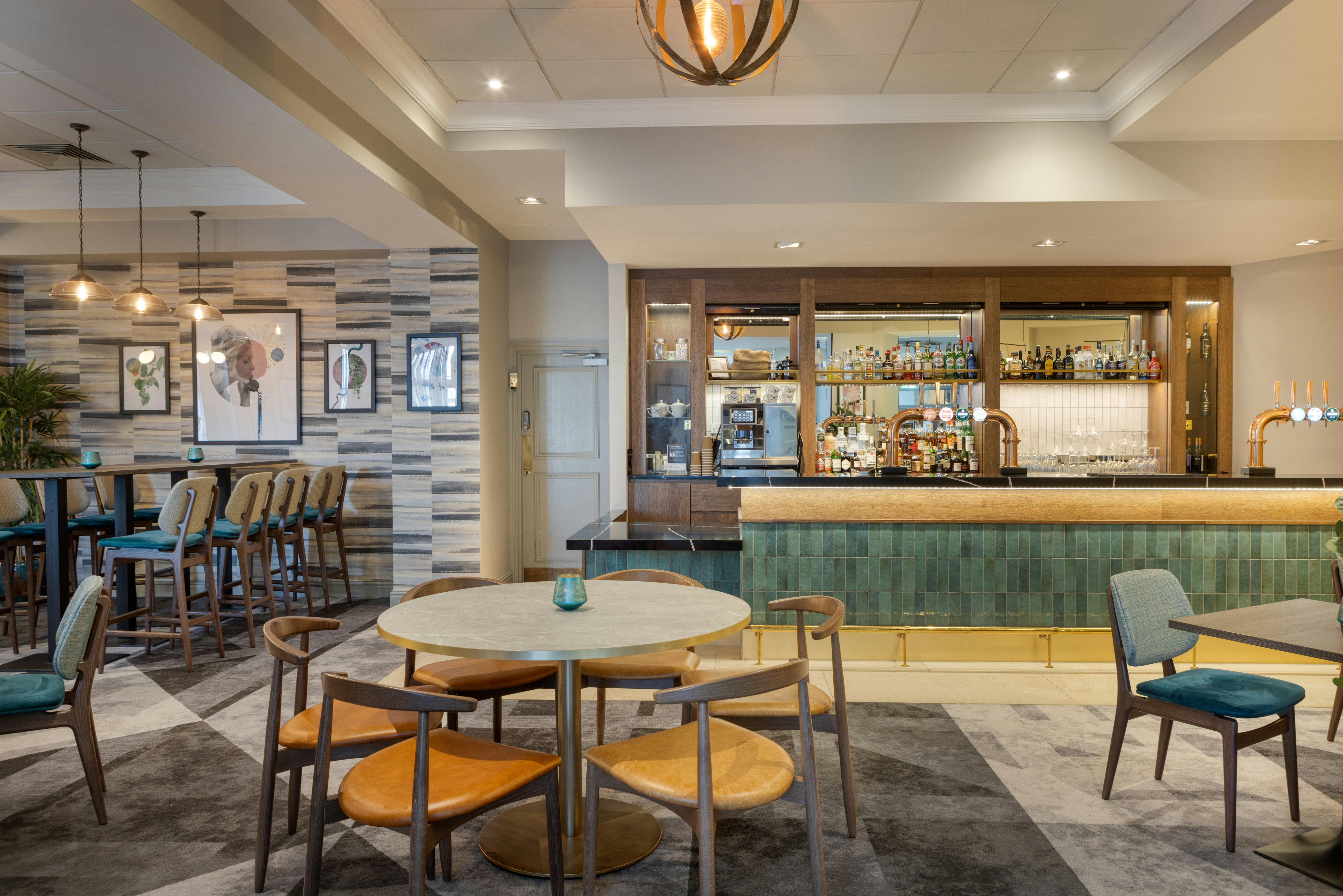 Doubletree By Hilton Dartford Bridge 45/84