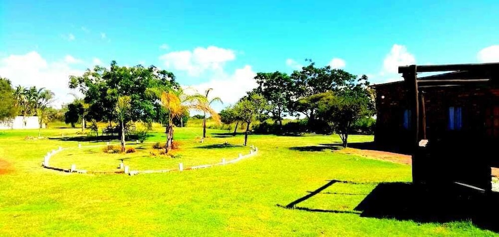 Limpopo Lodge 10/16
