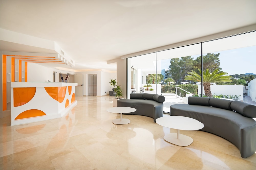 Thb Naeco Ibiza - Adults Only 55/86