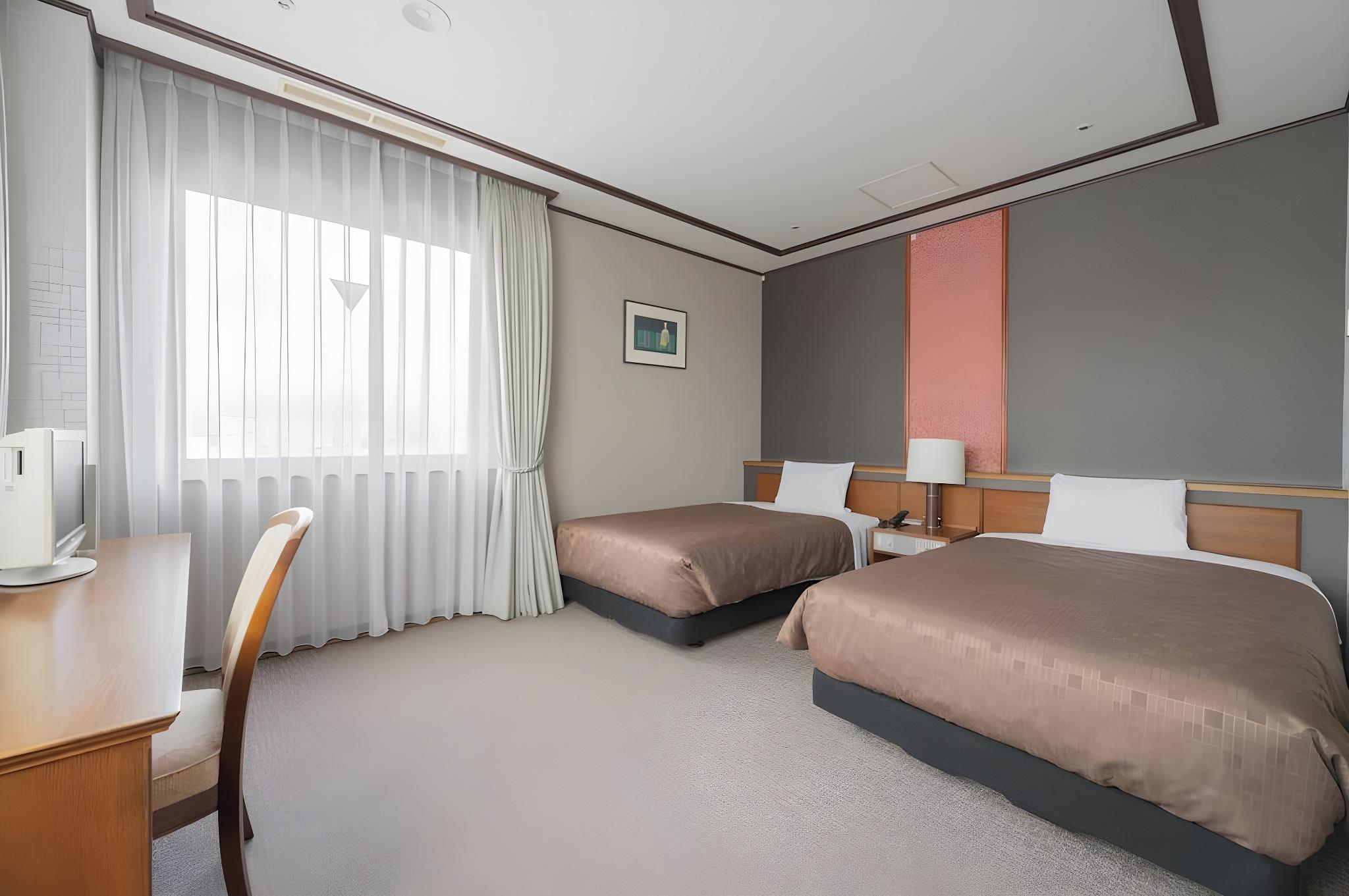 Deluxe, Suite