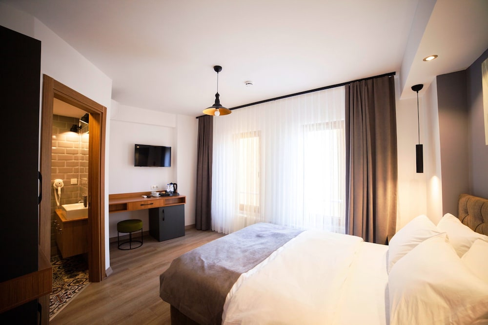 Set Ozer Hotel 17/60