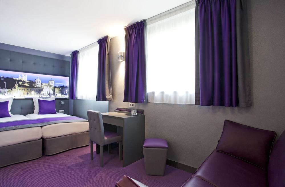 Hotel Des Savoies Lyon 35/47