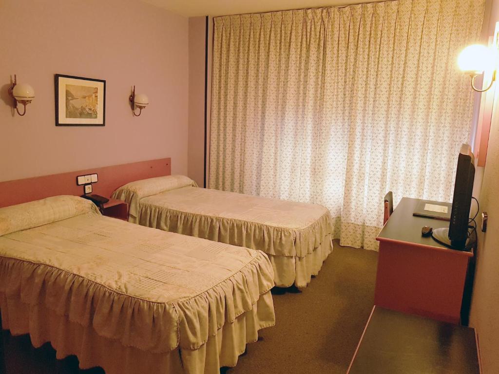 Standard, Single, Double Bed