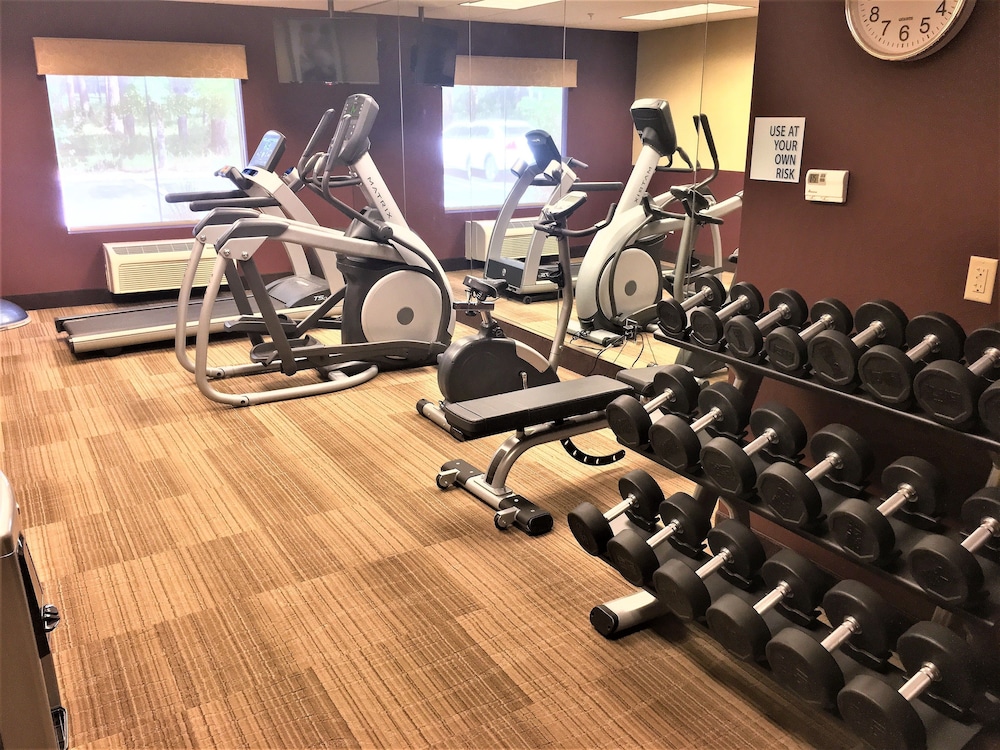 Holiday Inn Express Defuniak Springs 26/42