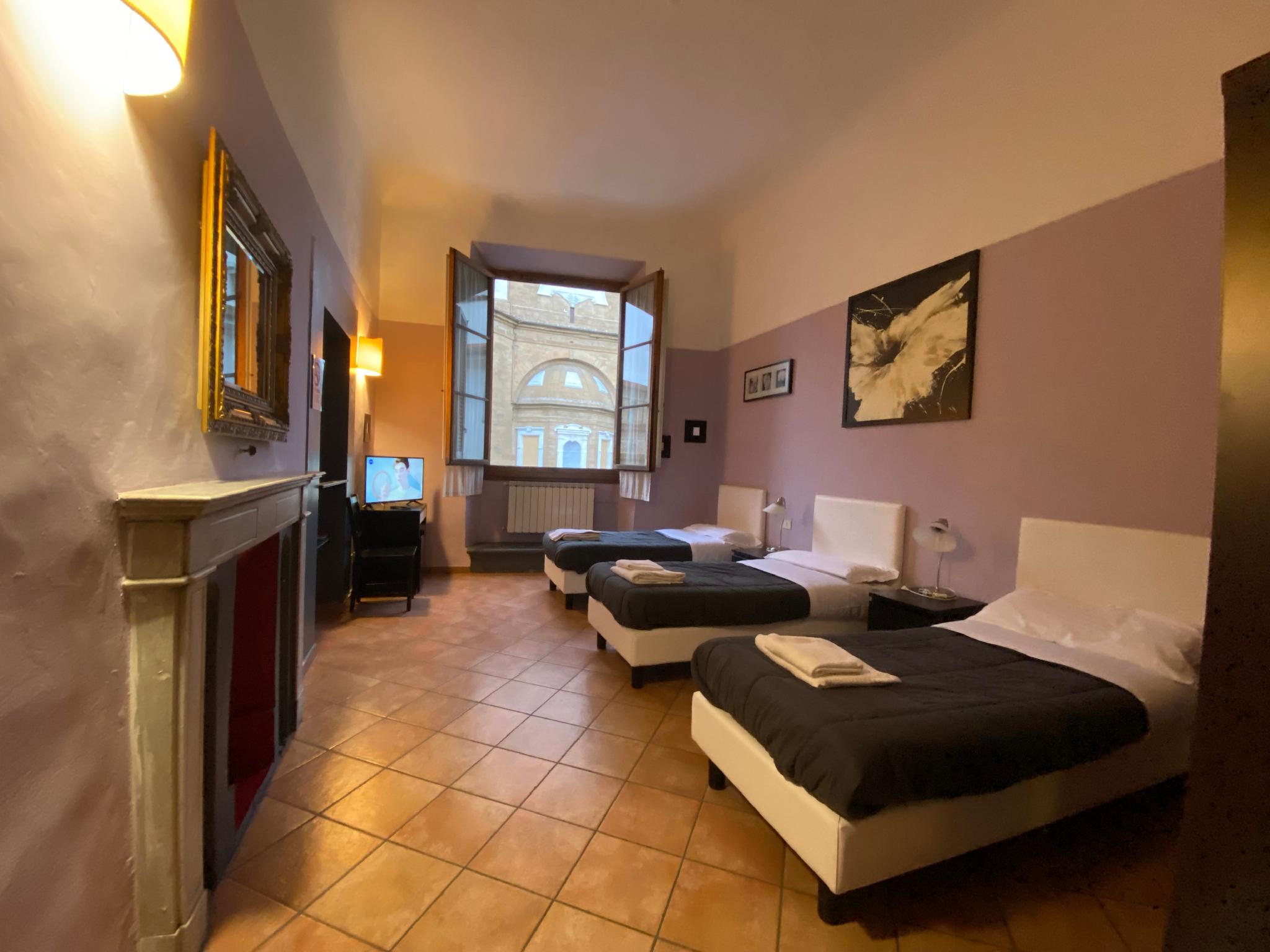 Emerald Palace Hostel 4/15