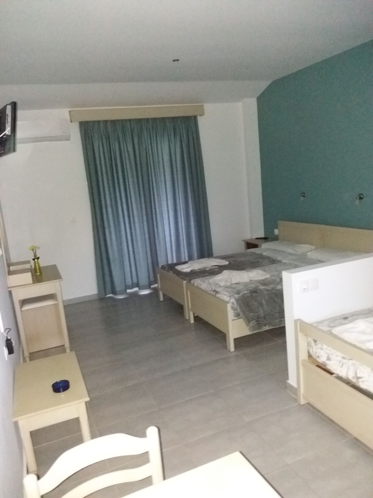 Christakis Hotel 17/50