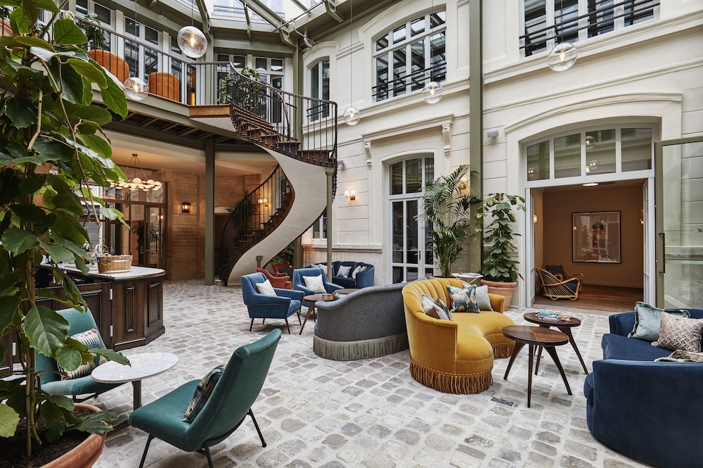 The Hoxton Paris 39/65
