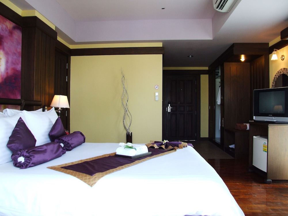 Sarita Chalet Spa 4/30