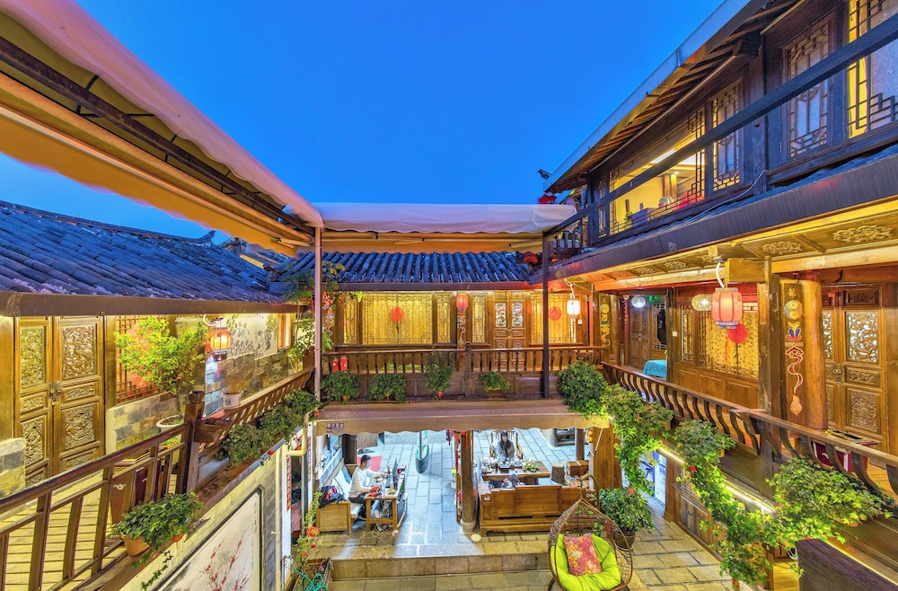 Lijiang Xueshanyu Inn 6/36