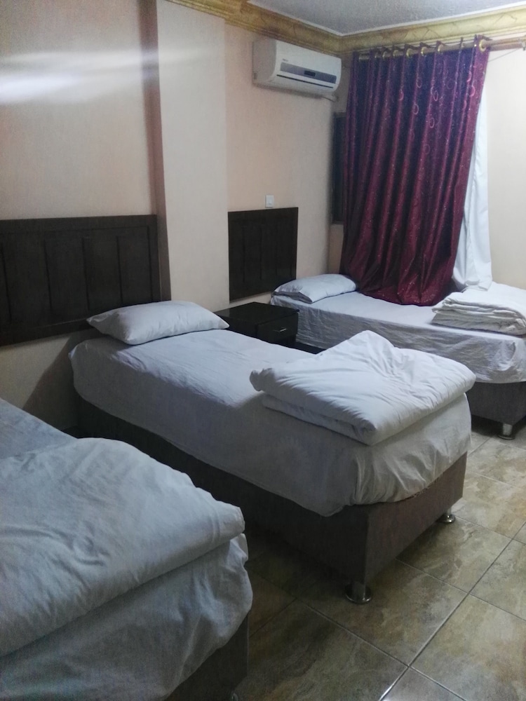 Sea Beach Hotel 14/44
