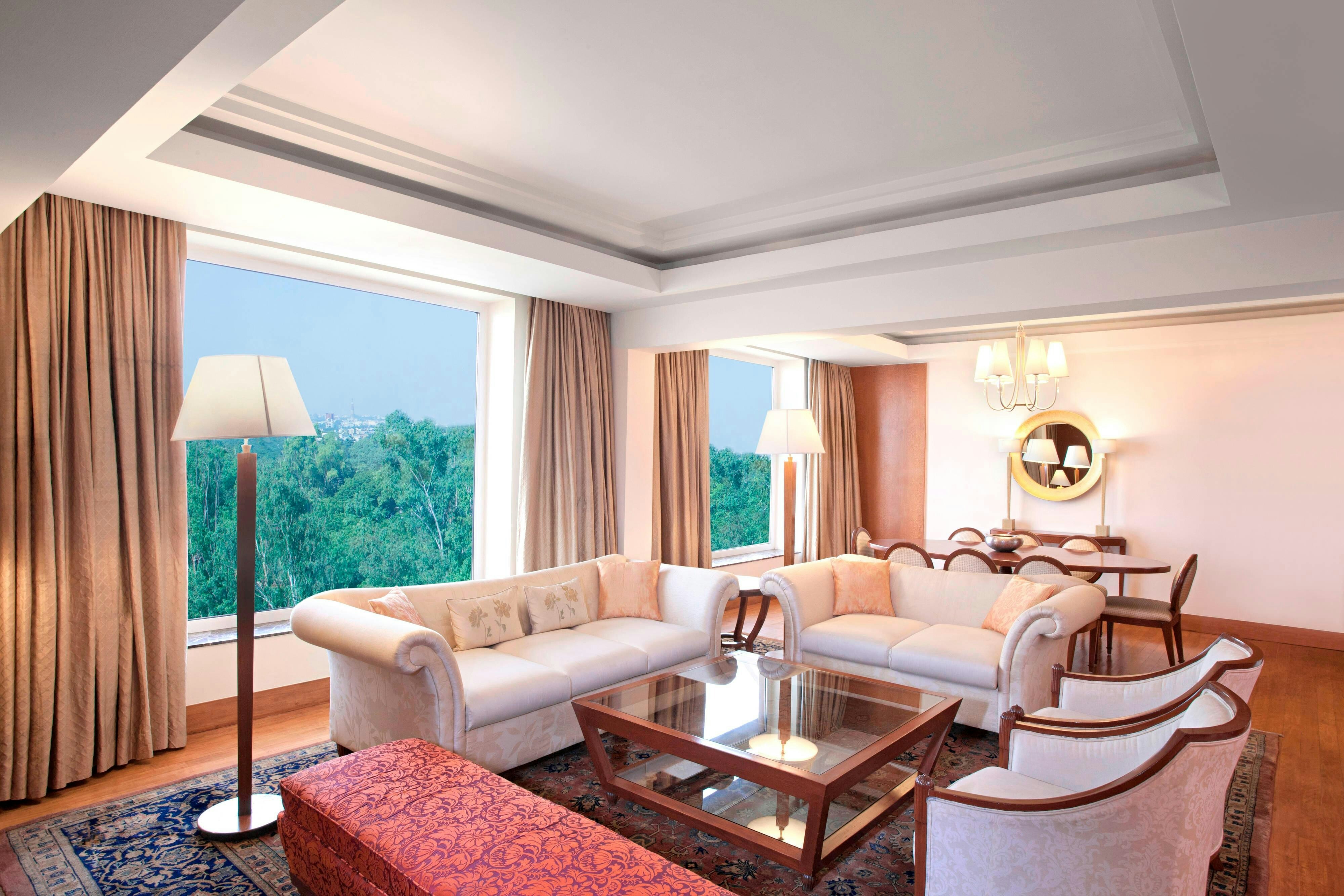 Sheraton New Delhi 15/40