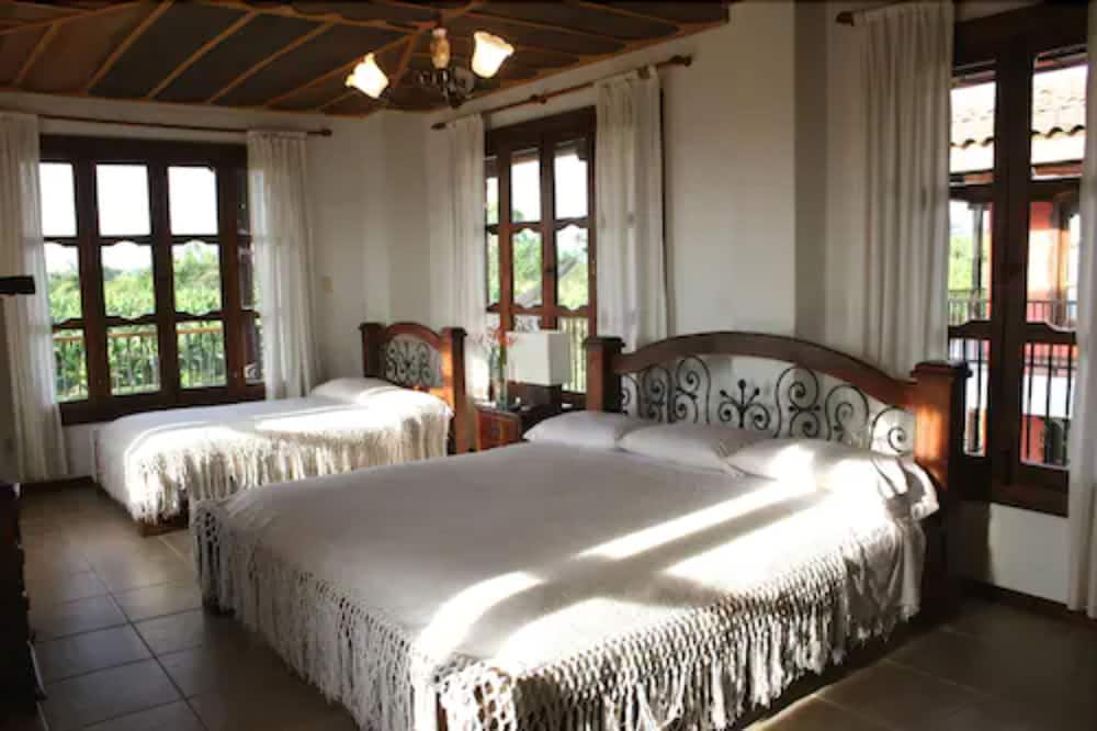 Hotel Campestre La Navarra 4/34