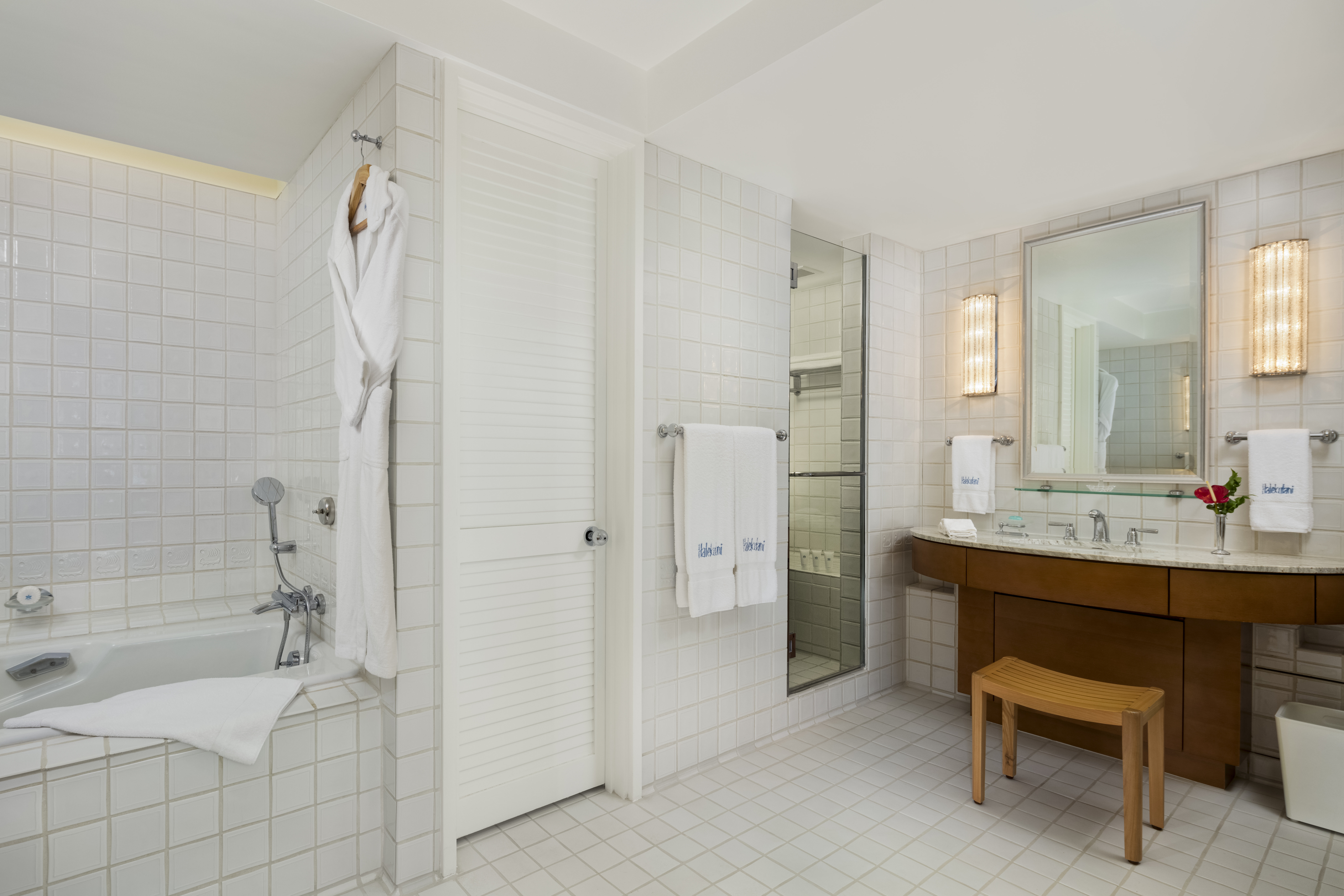 Suite, Pool Side، Halekulani 2/3