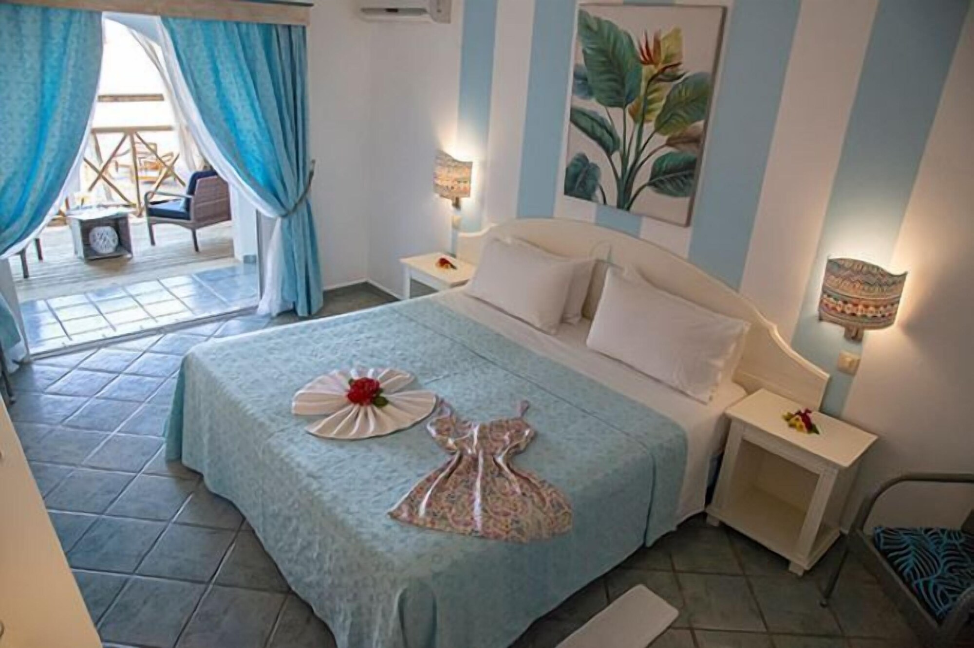 CABANA, PARTIAL OCEAN VIEW