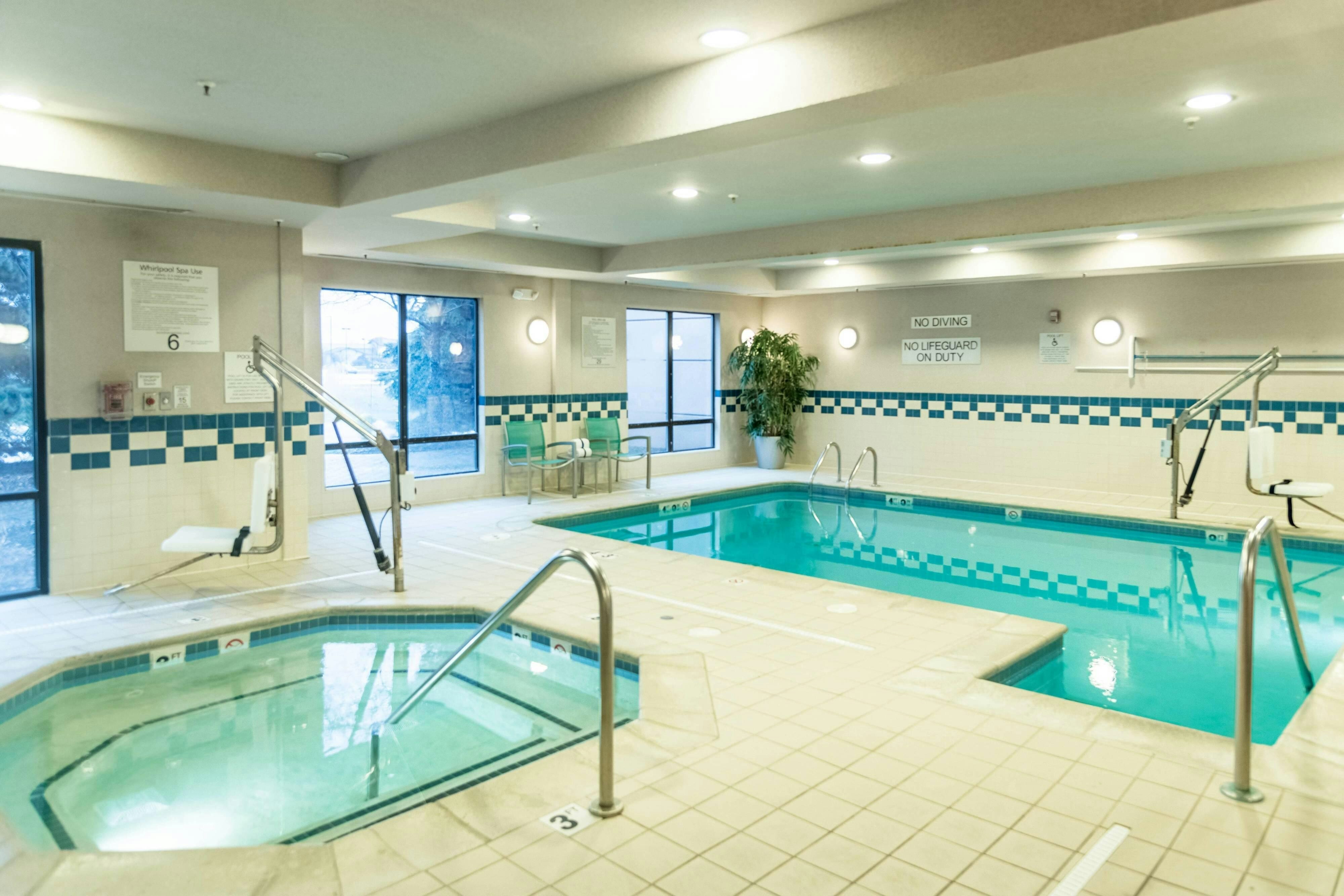 Fairfield Inn Suites Muskegon Norton Shores 17/48