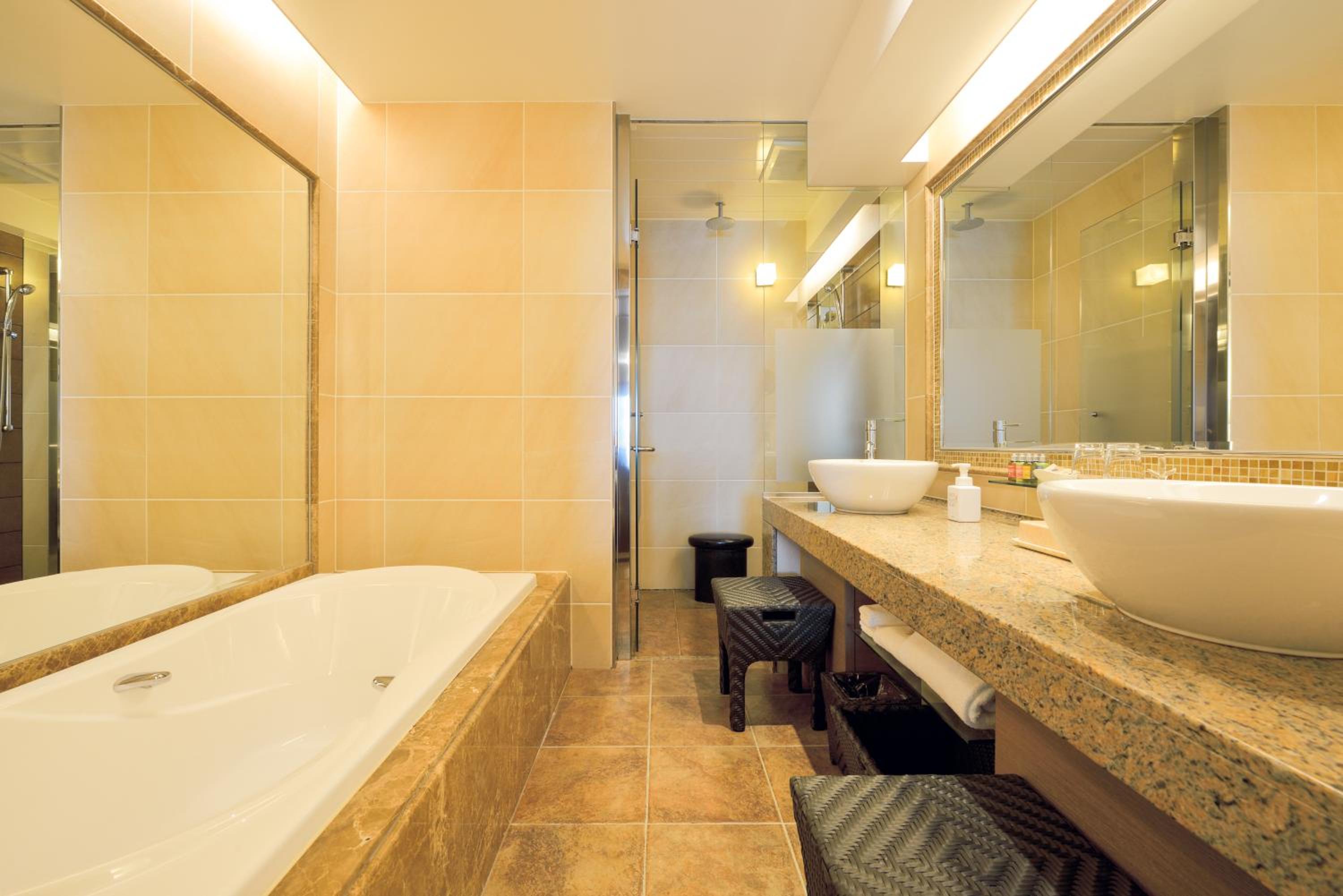 غرفة بريميير بسرير فردي، Okinawa Kariyushi Resort Exes Onna (ex. Okinawa Spa Resort Exes) 7/10