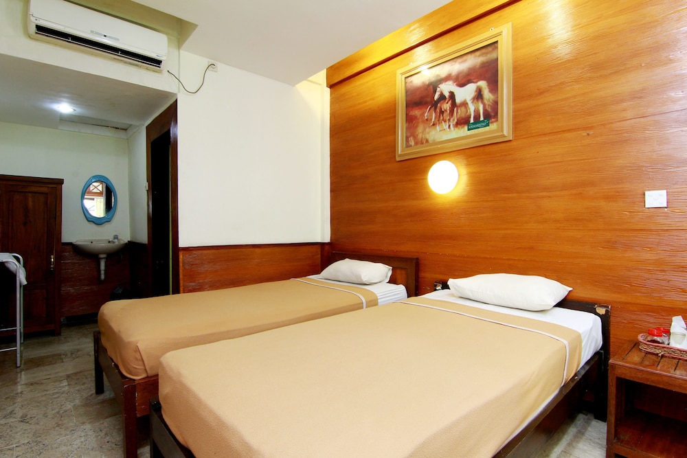 The Soemarsono Hotel 20/36