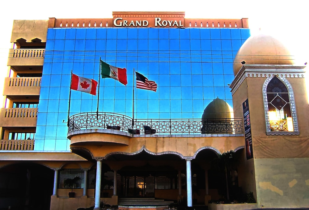 Grand Royal Tampico 4/58