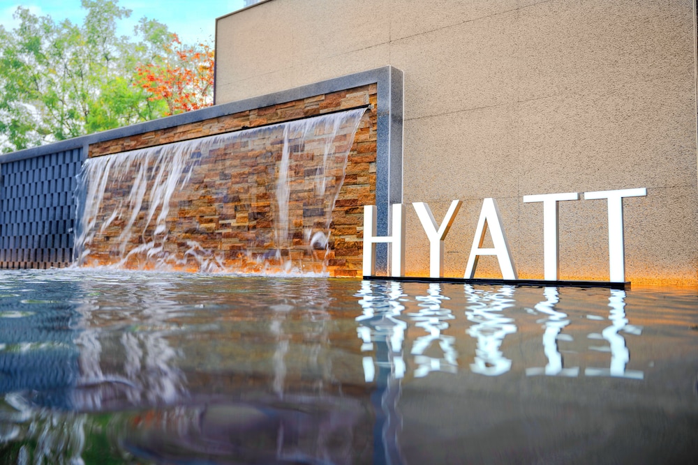 UrCove by Hyatt Xuchang Angel City 10/19