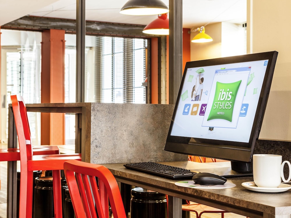 ibis Styles Paris Mairie de Clichy 64/68