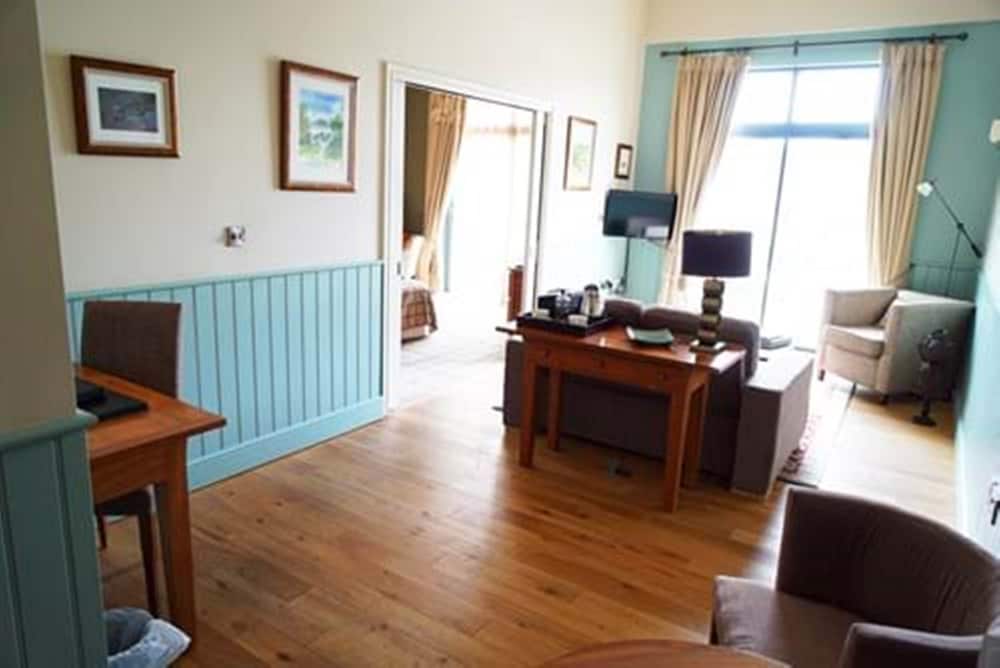 Feversham Arms Hotel Verbena Spa 59/75