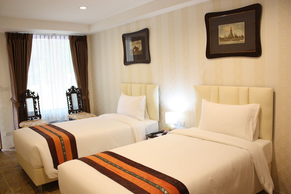 Chuchai Buri Sri Amphawa 18/50