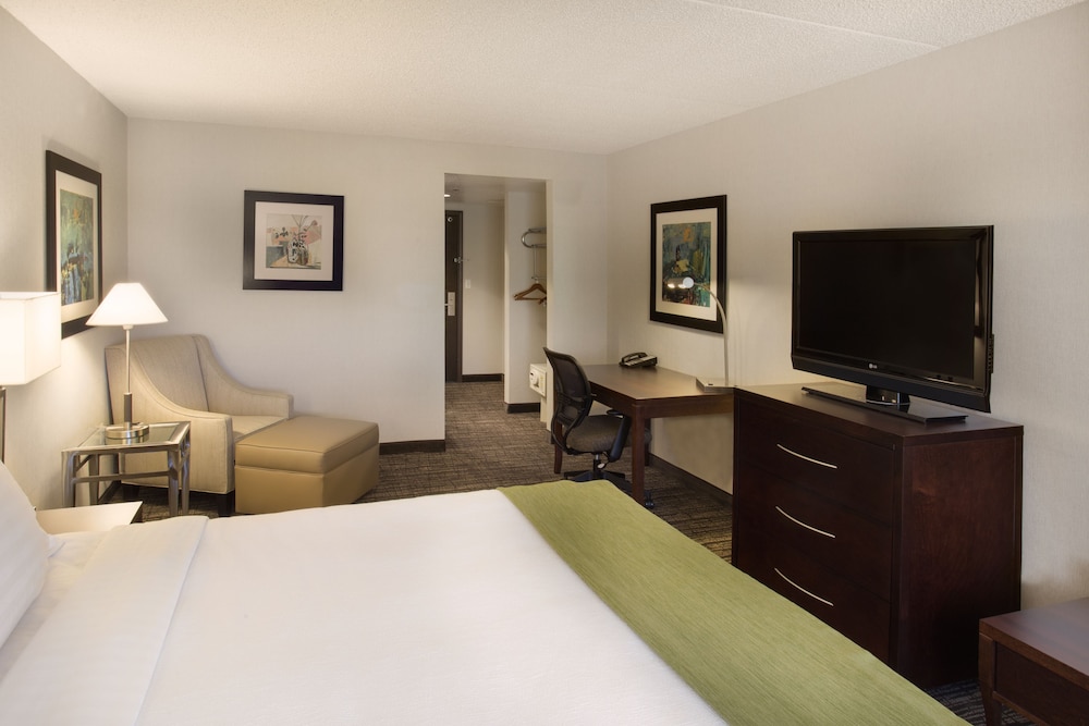 STANDARD, KING BED, ACCESSIBLE