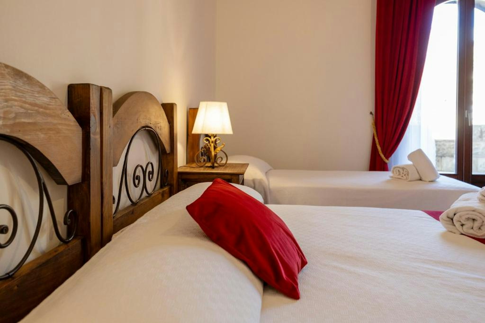 Hotel Castello Di Giuliano 26/48