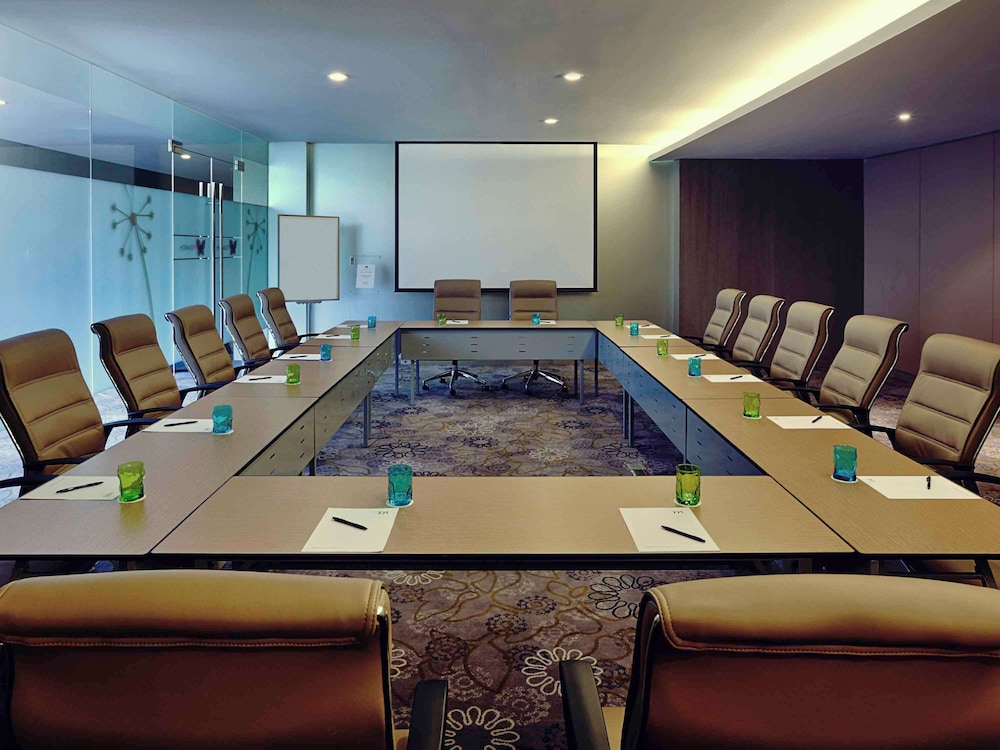 Mercure Serpong Alam Sutera 62/71