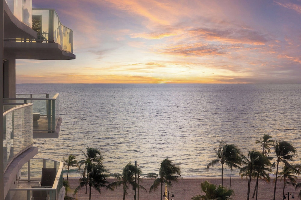 AC Hotel by Marriott Fort Lauderdale Beach 44/47