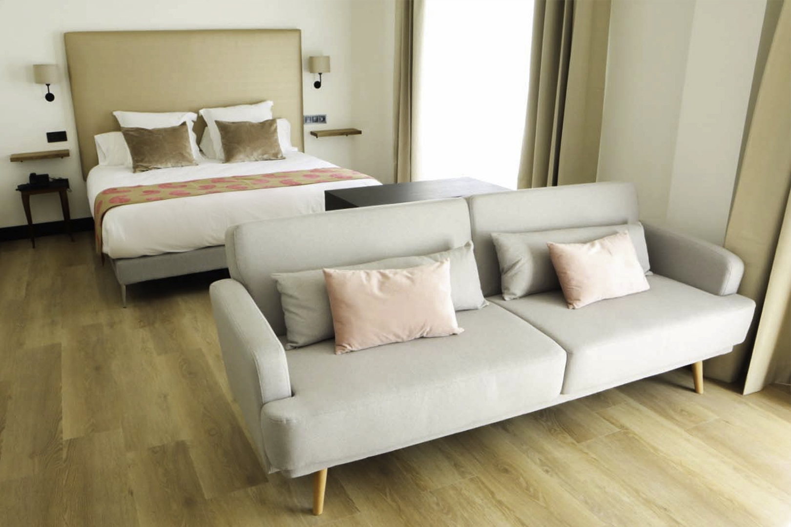 جناح جونيور