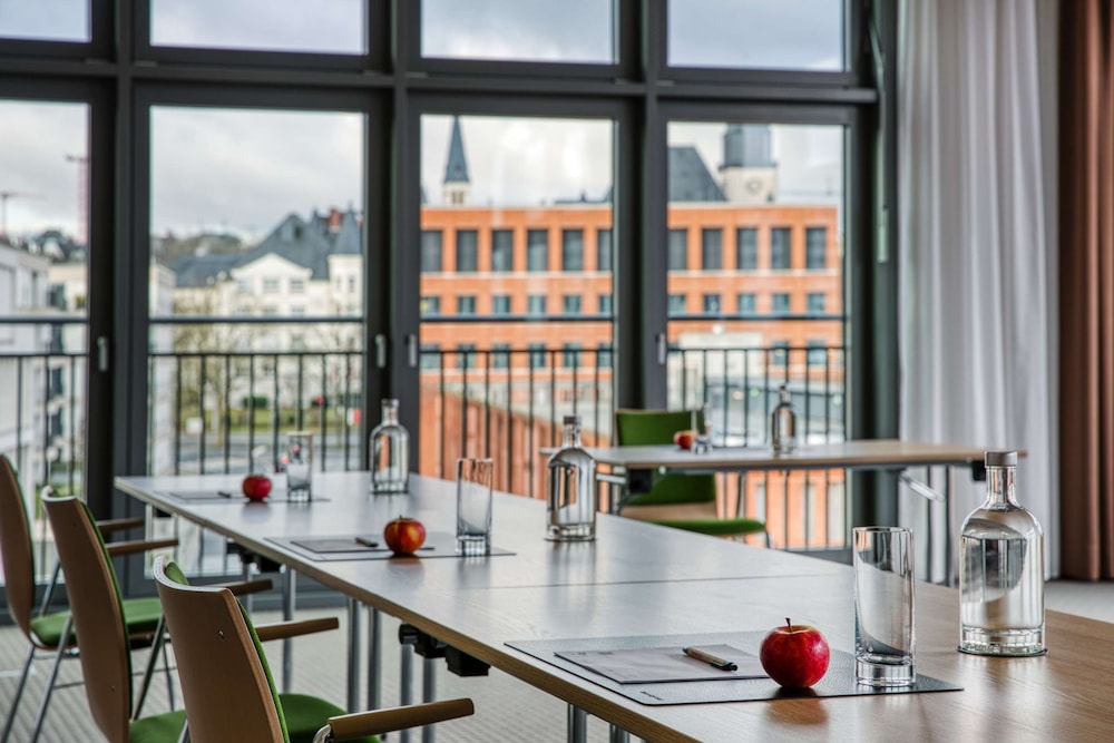 IntercityHotel Wiesbaden 33/50