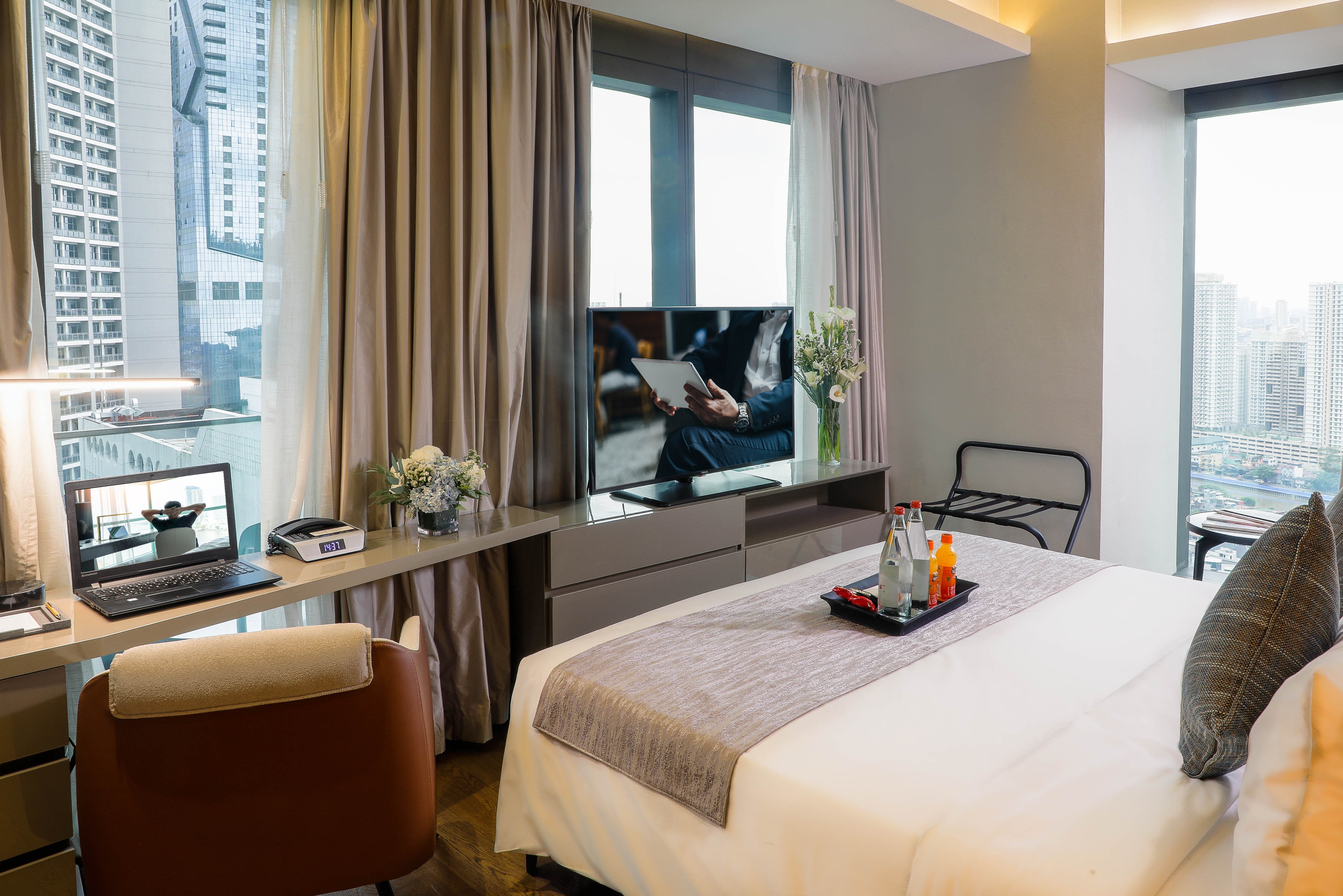 Oakwood Makati Avenue 20/37