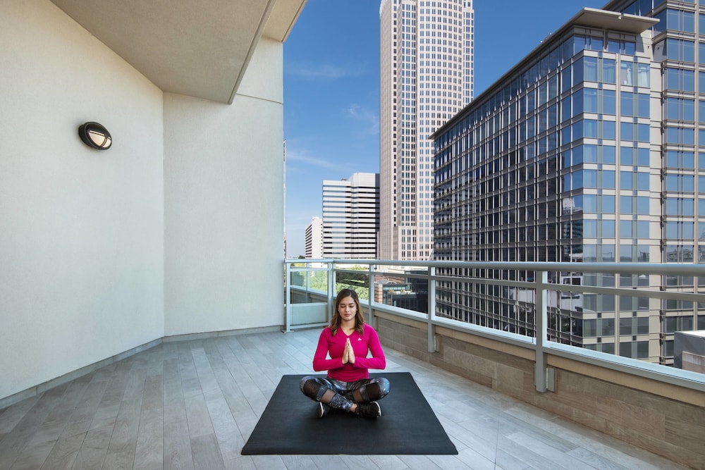 Ac Hotel By Marriott Charlotte City Center 41/61