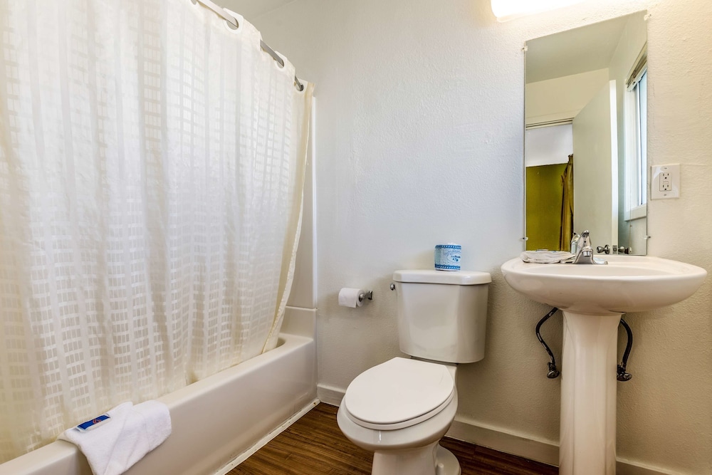 Motel6 San Rafael, CA 38/38