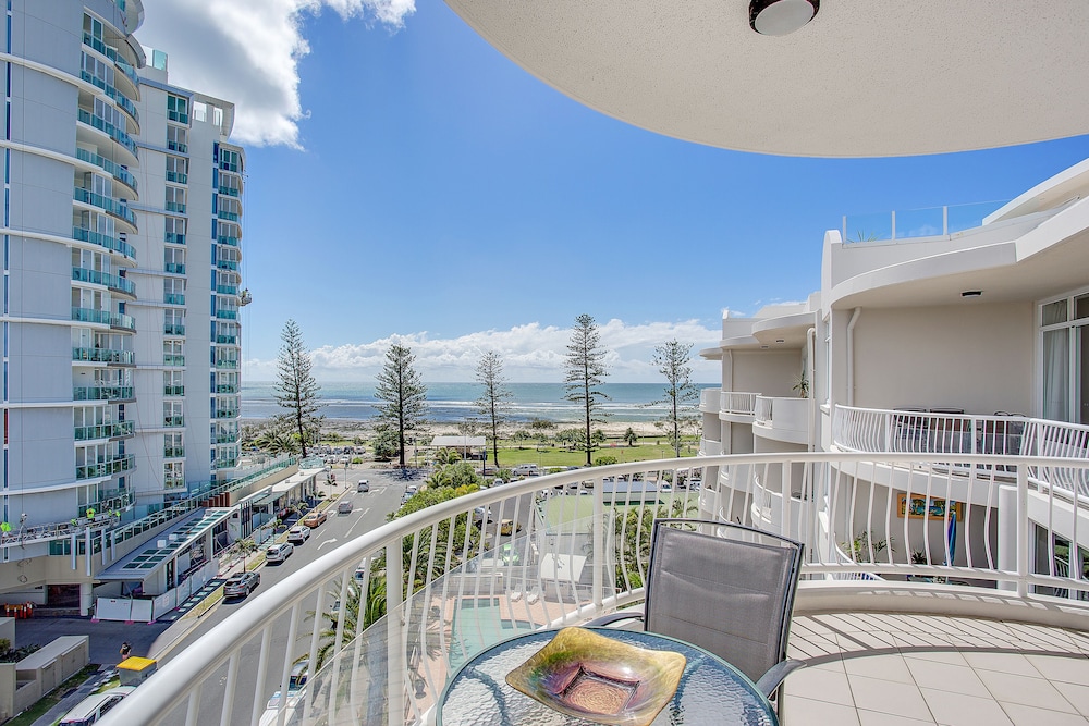 Kirra Beach Apartments 5/78