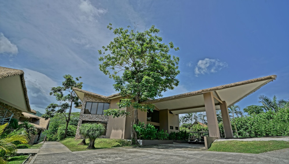 Nammbu Beachfront Bungalows 59/65